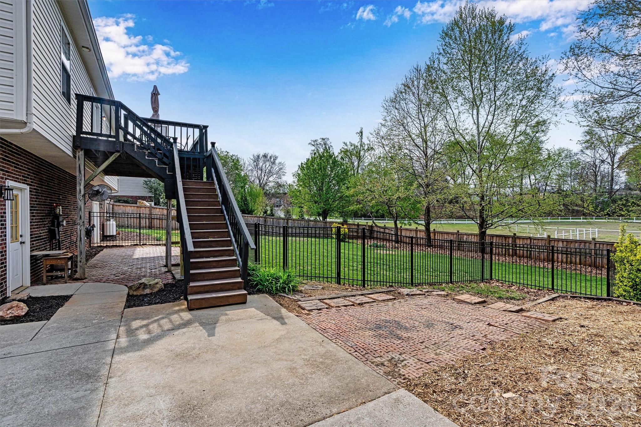 219 Heather Glen Drive