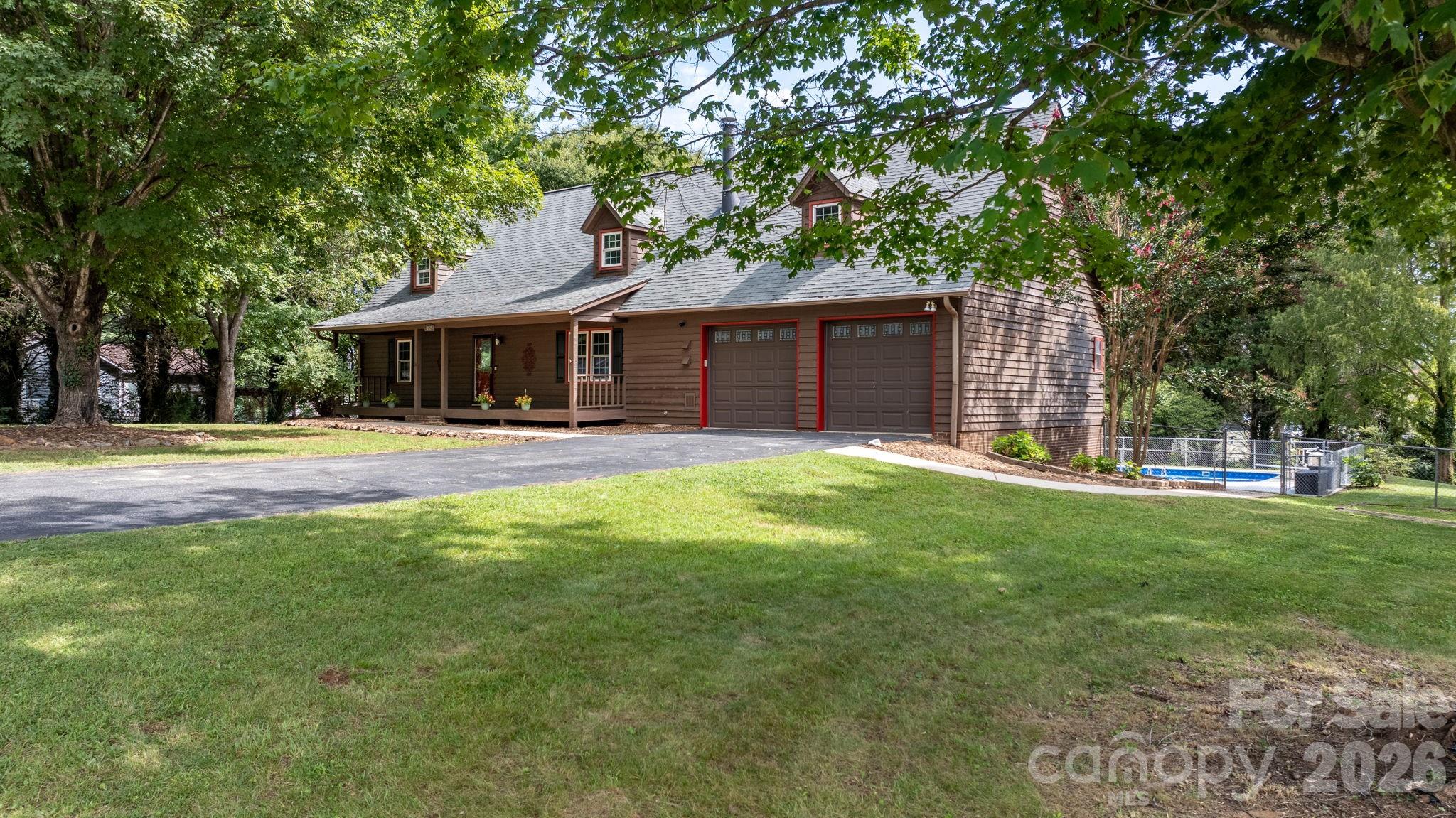 2025 34th Avenue Drive NE