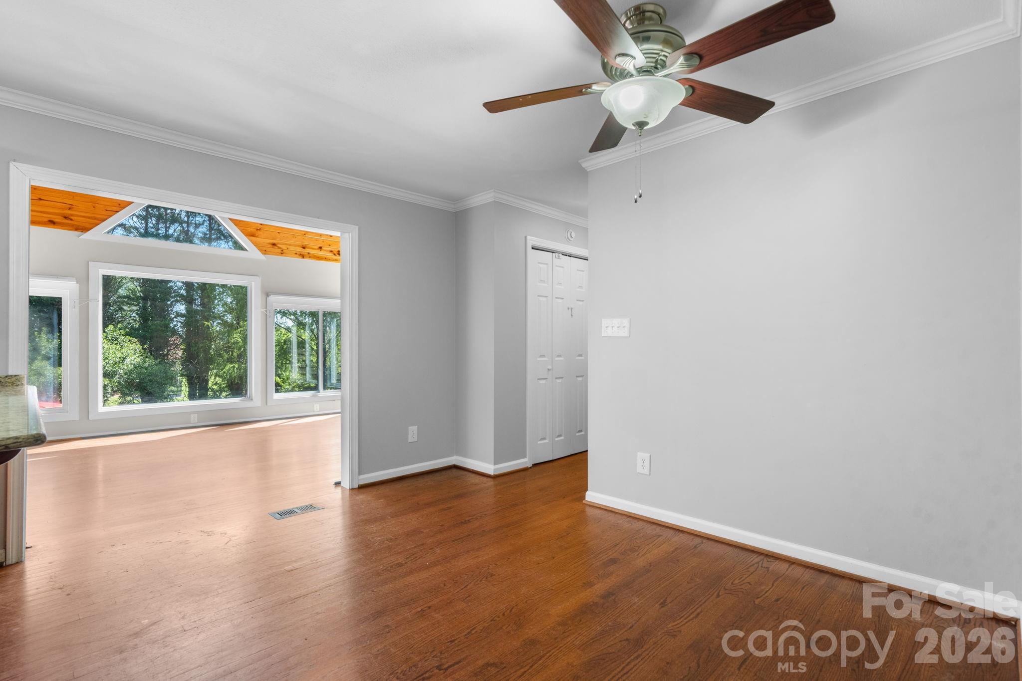 2025 34th Avenue Drive NE