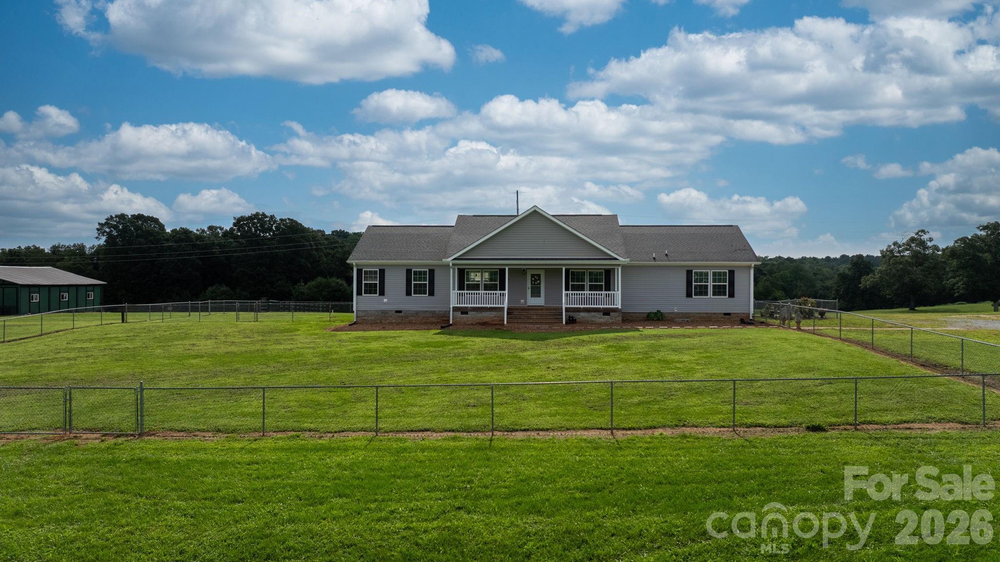 2915 TEXS FISH CAMP Road