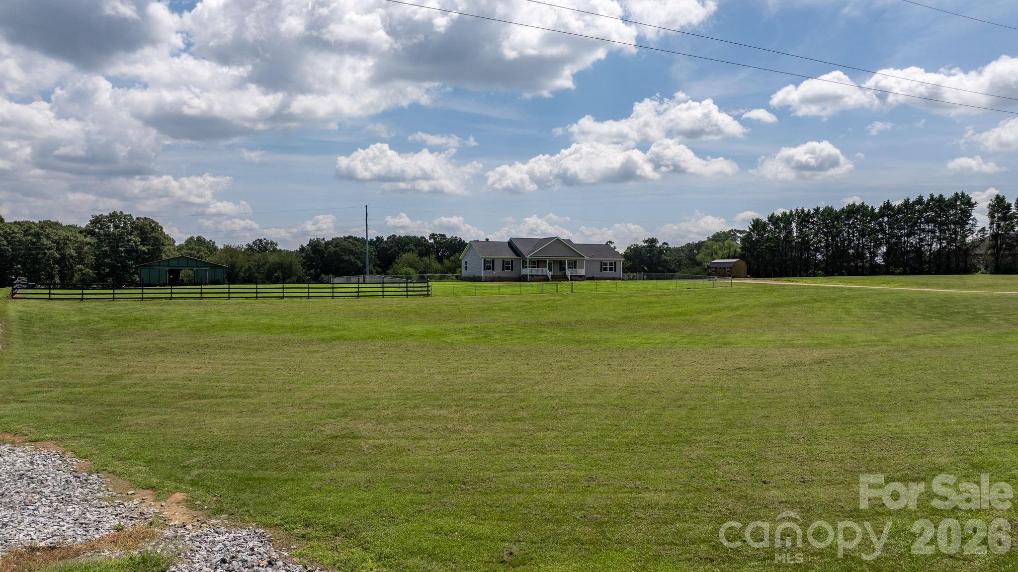 2915 TEXS FISH CAMP Road