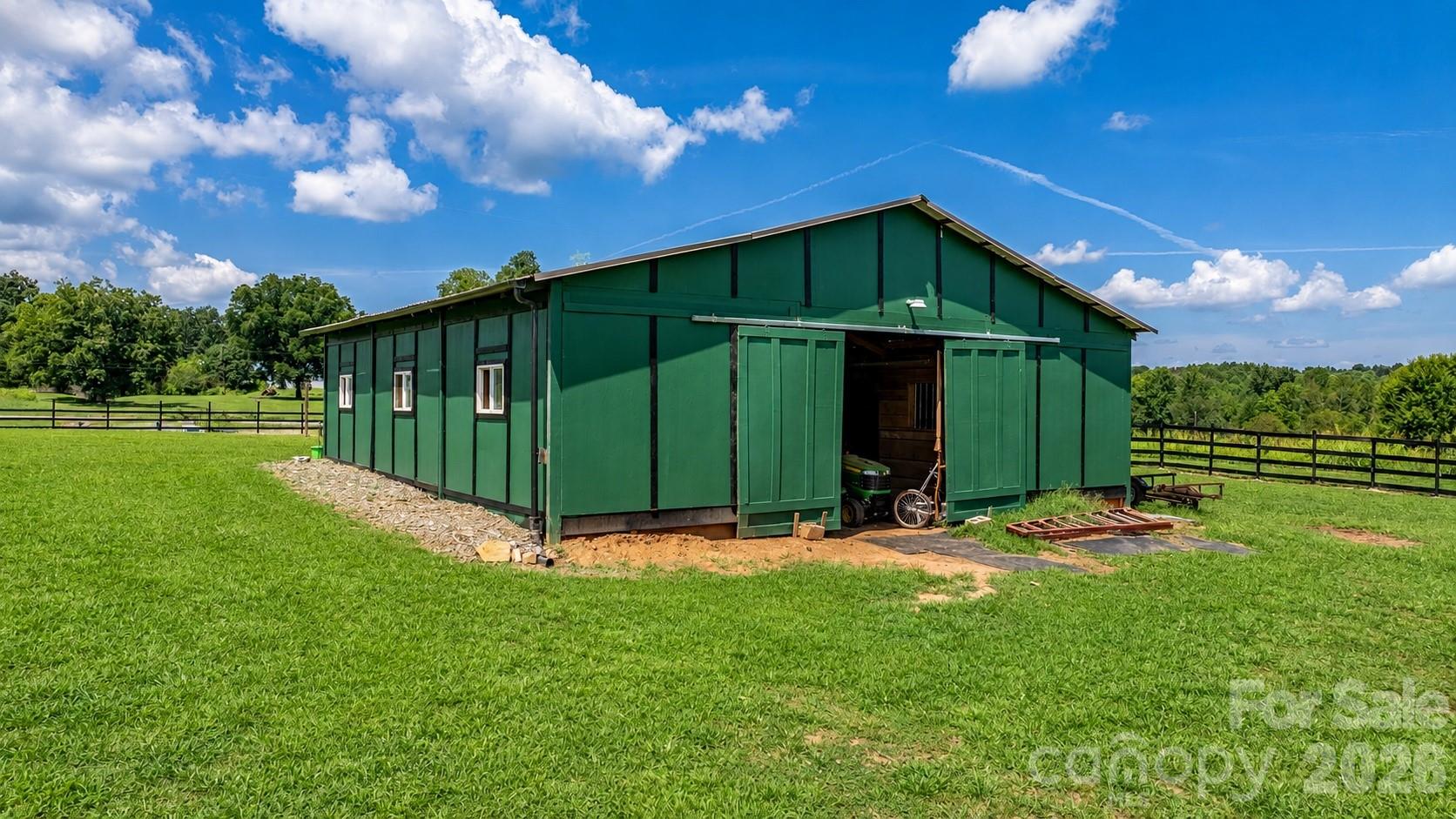 2915 TEXS FISH CAMP Road