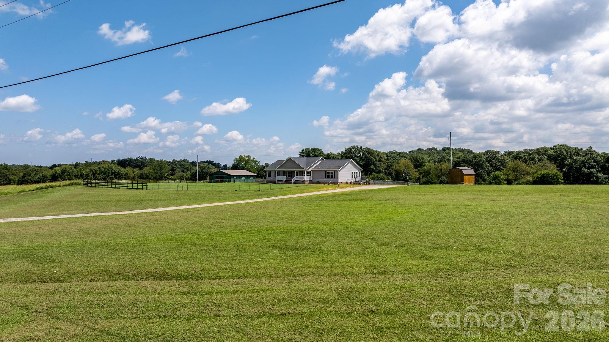 2915 TEXS FISH CAMP Road
