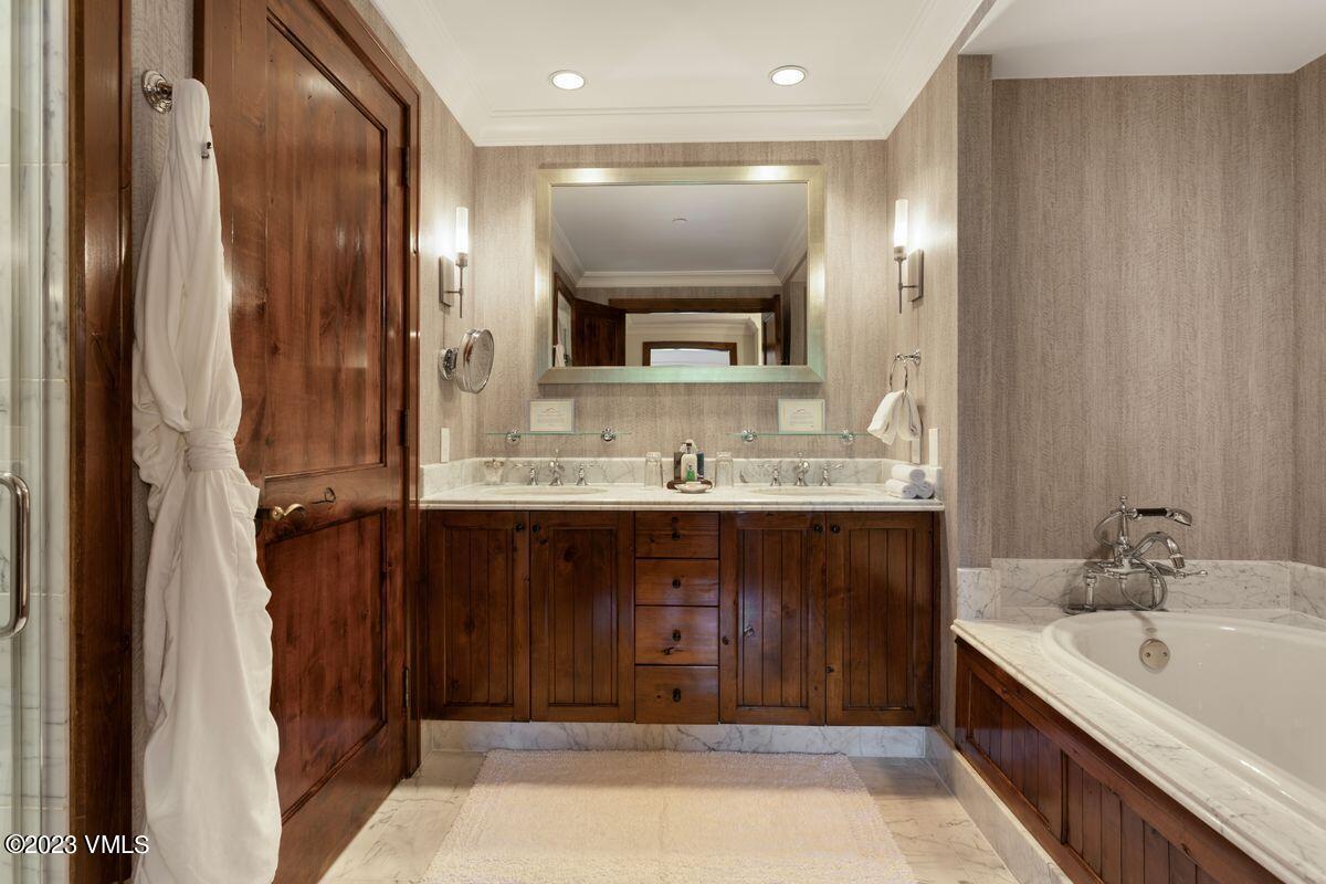 100 Bachelor Ridge Road 3212