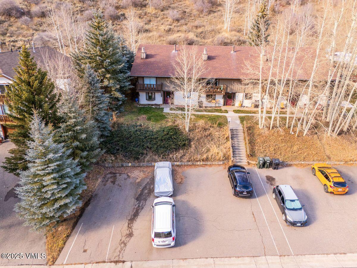 2099 Chamonix Lane 1C