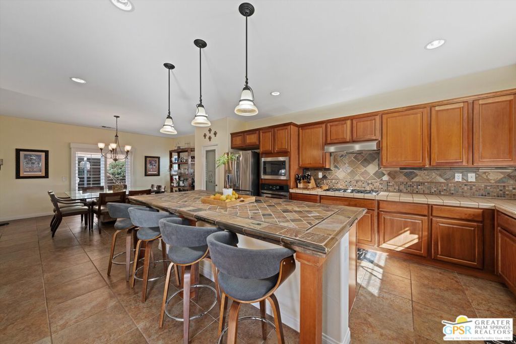 41420 Stafford Court