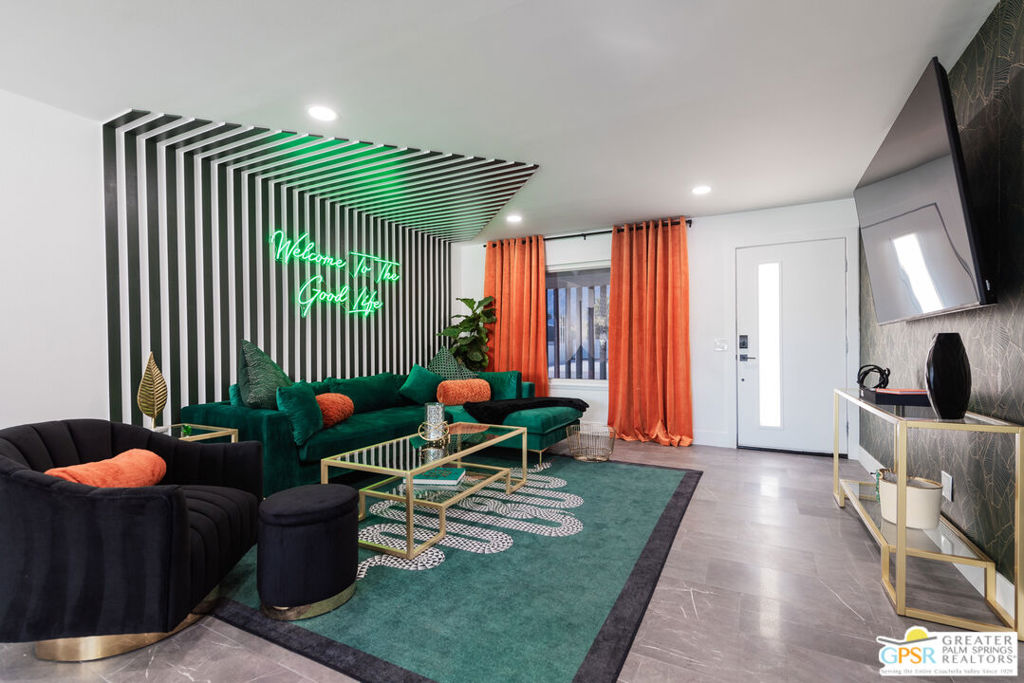 2380 N San Antonio Road