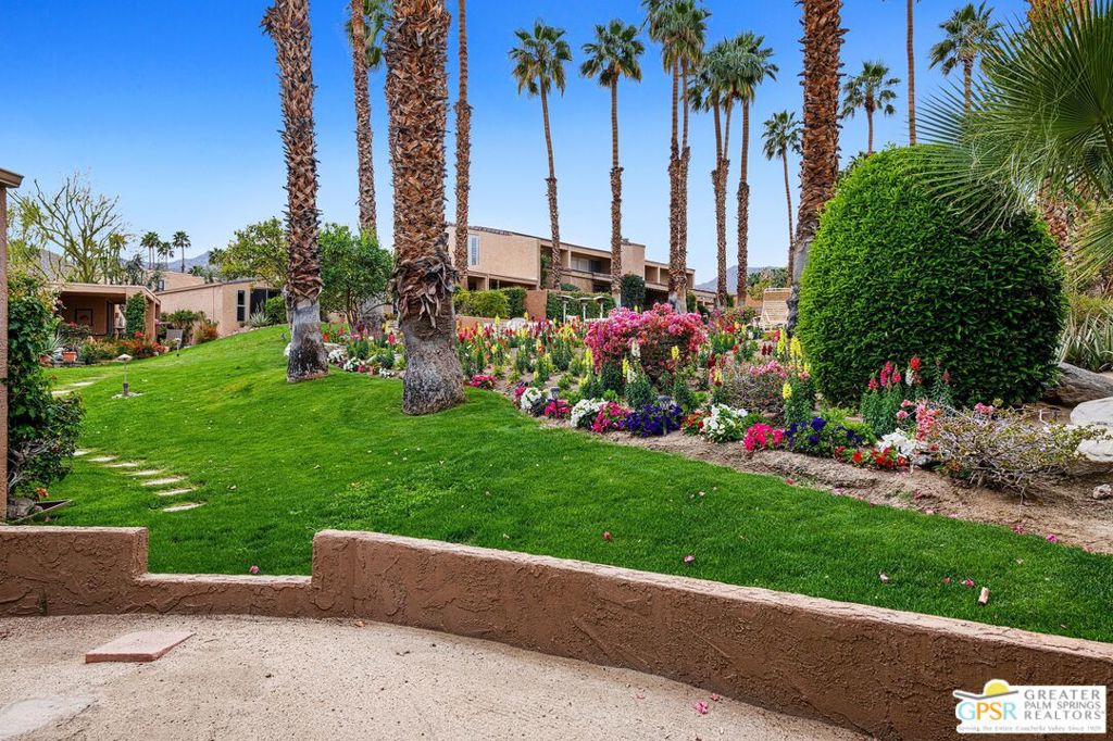 48915 Mariposa Drive