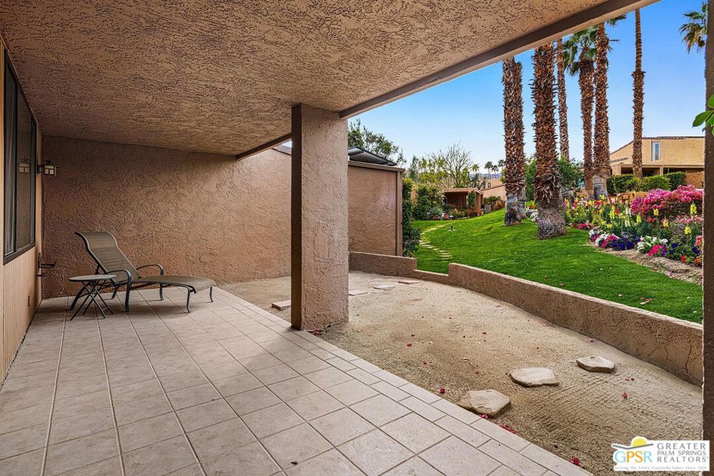 48915 Mariposa Drive