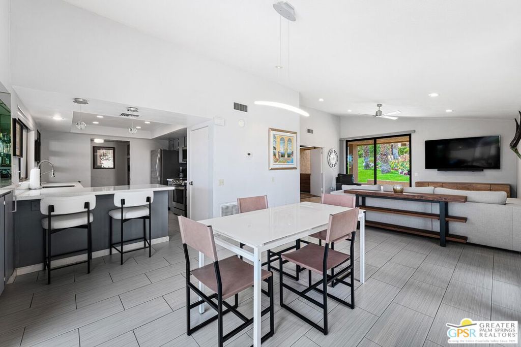 48915 Mariposa Drive