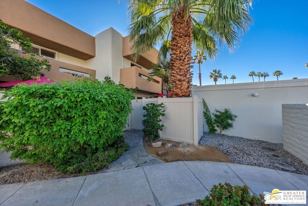 1268 E Ramon Road 31