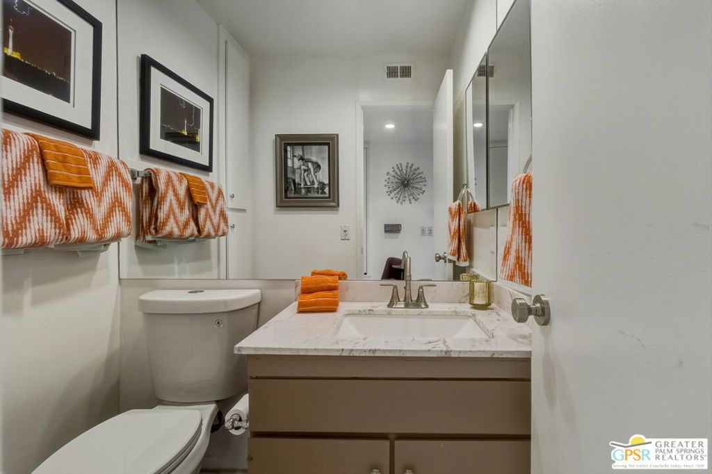 1268 E Ramon Road 31