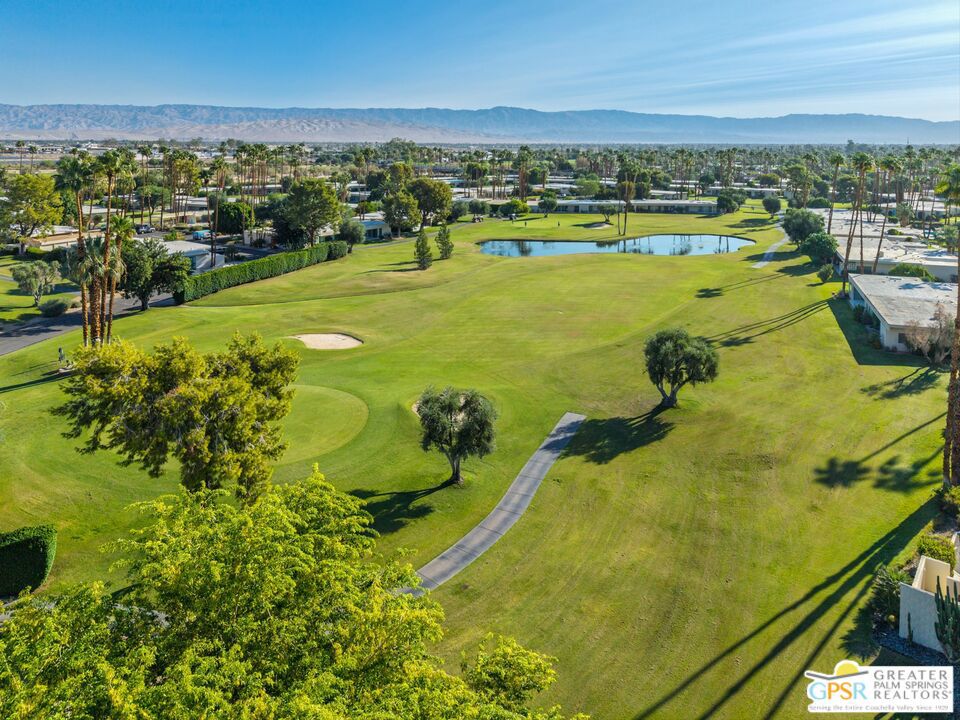 88 Desert Lakes Drive