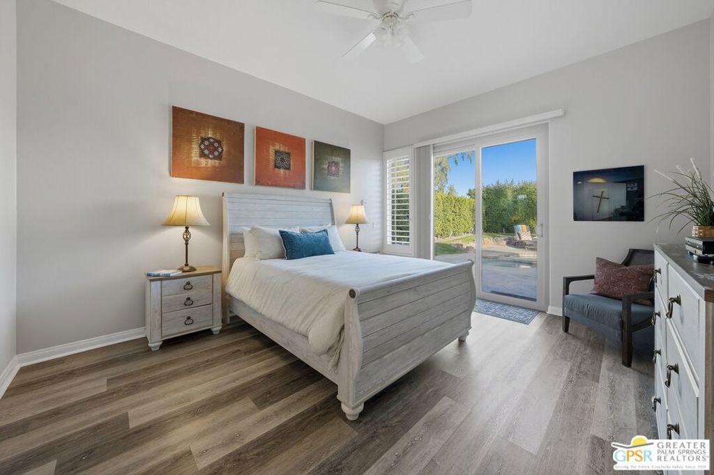 153 E Kavenish Drive