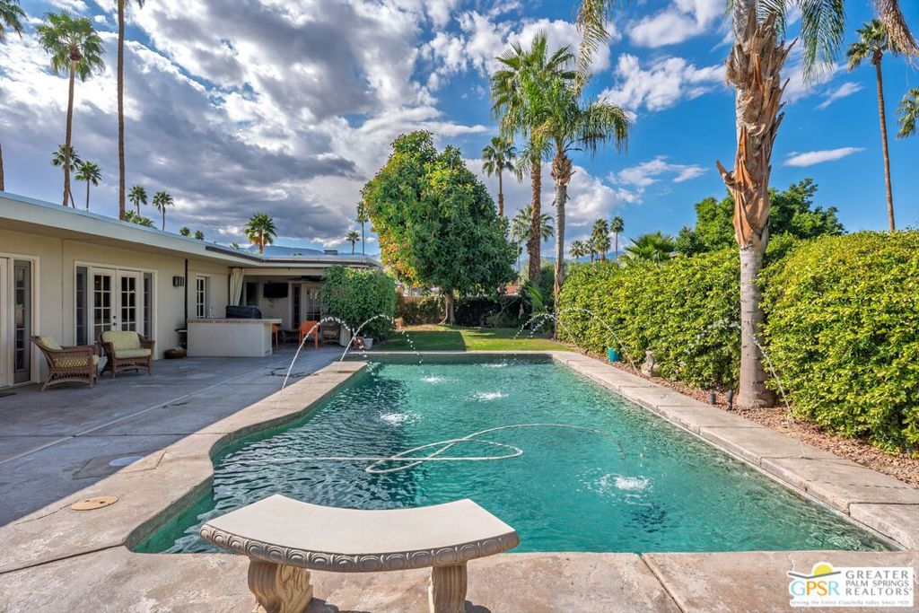 74860 Fairway Drive