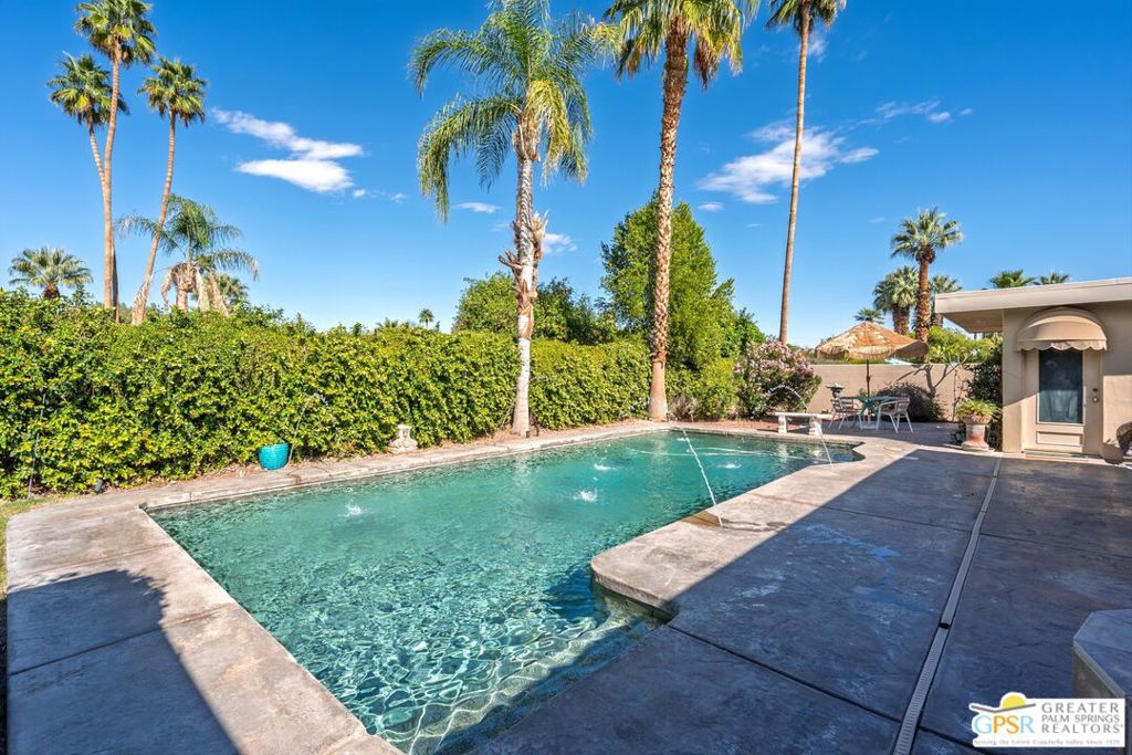 74860 Fairway Drive