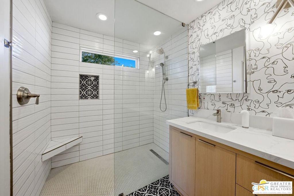 74860 Fairway Drive