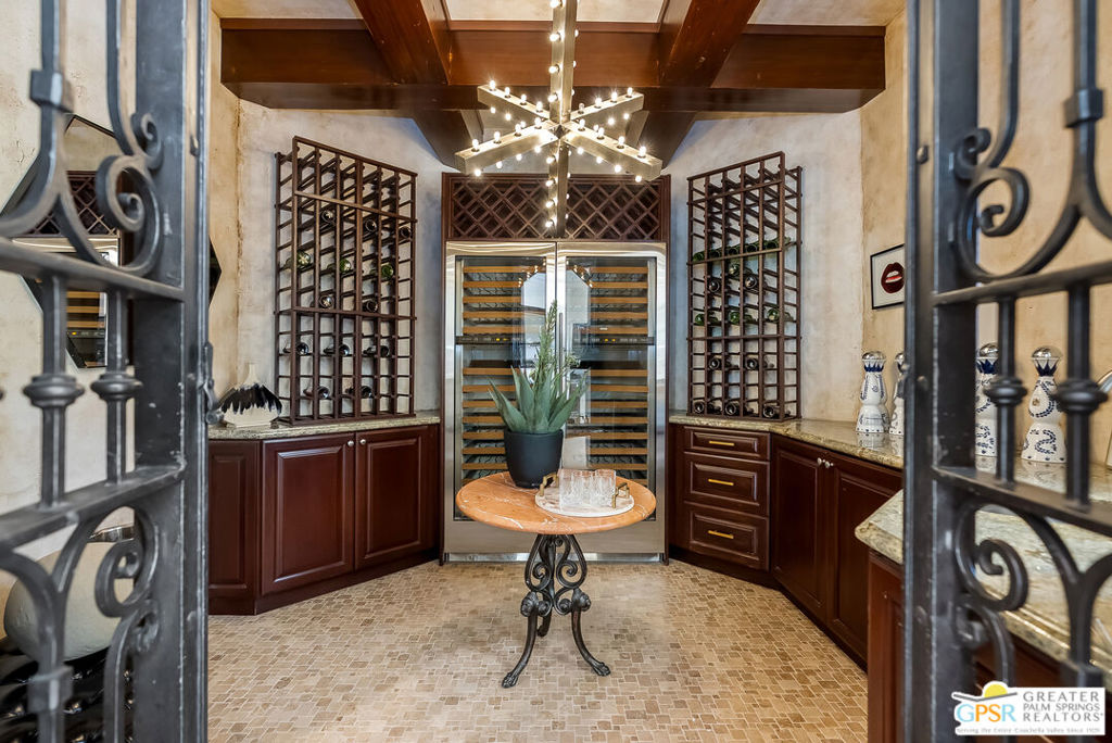 1 Saint Petersburg Court