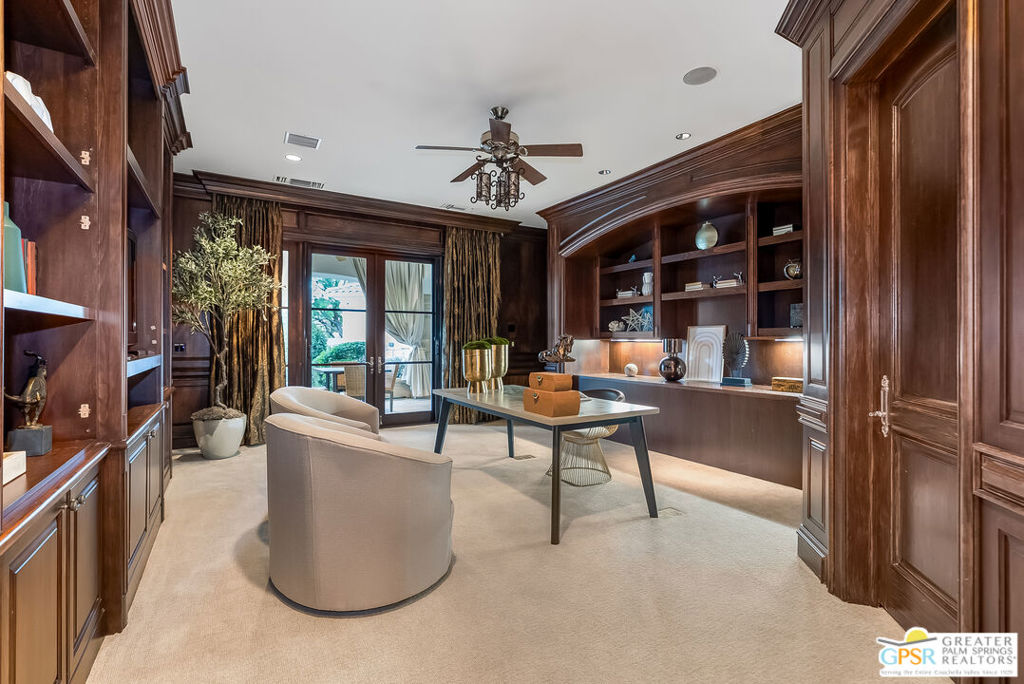 1 Saint Petersburg Court