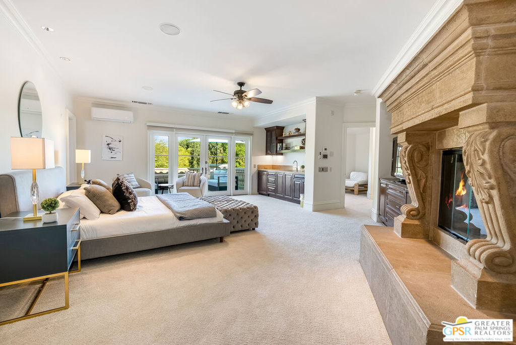 1 Saint Petersburg Court