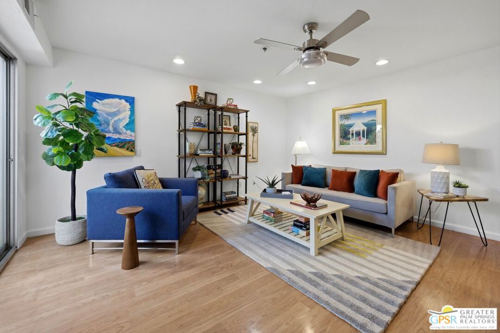 280 S Avenida Caballeros 131