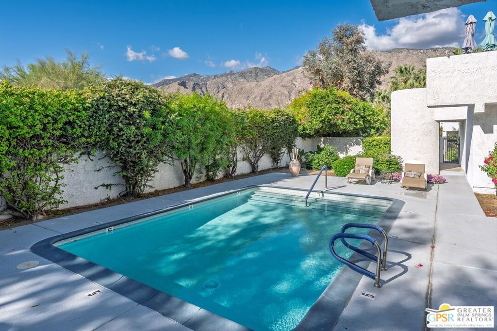 280 S Avenida Caballeros 131