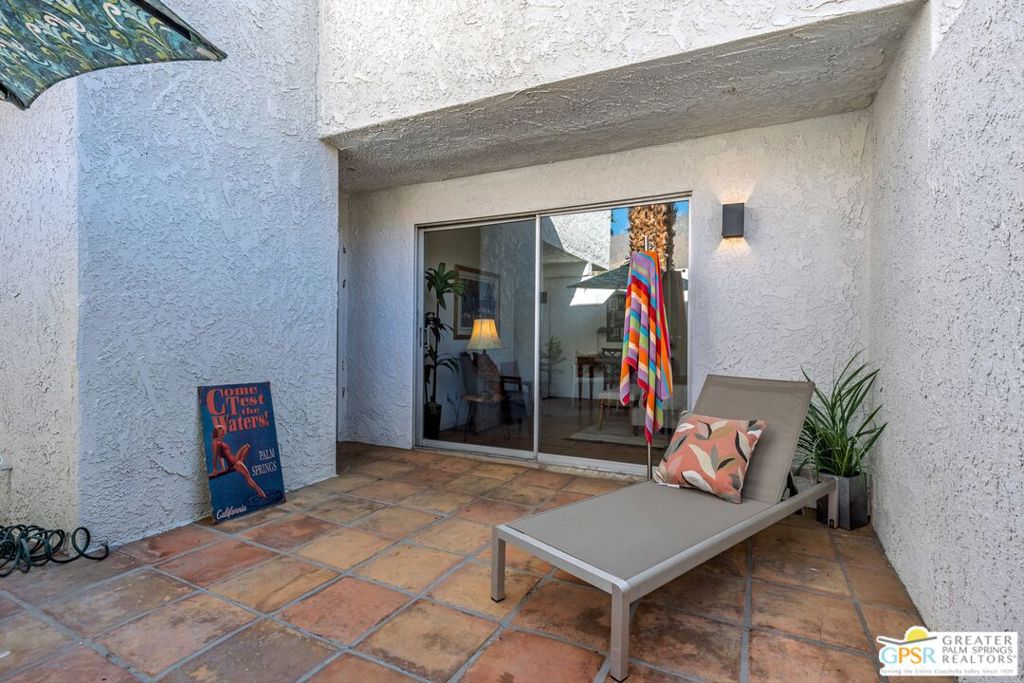 280 S Avenida Caballeros 131