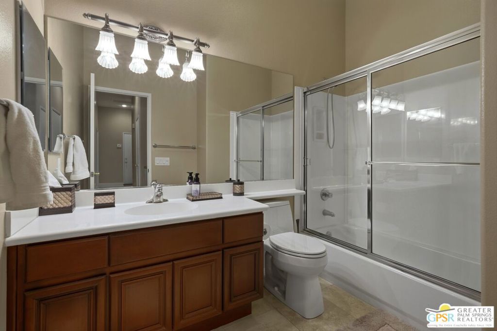 149 E Kavenish Drive