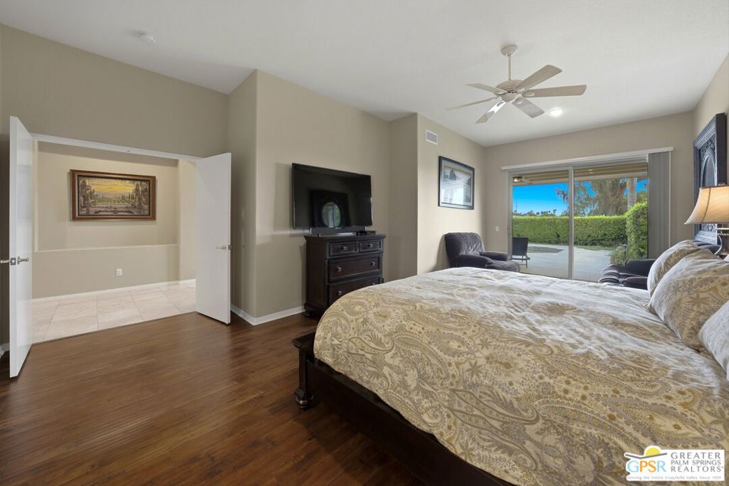 149 E Kavenish Drive