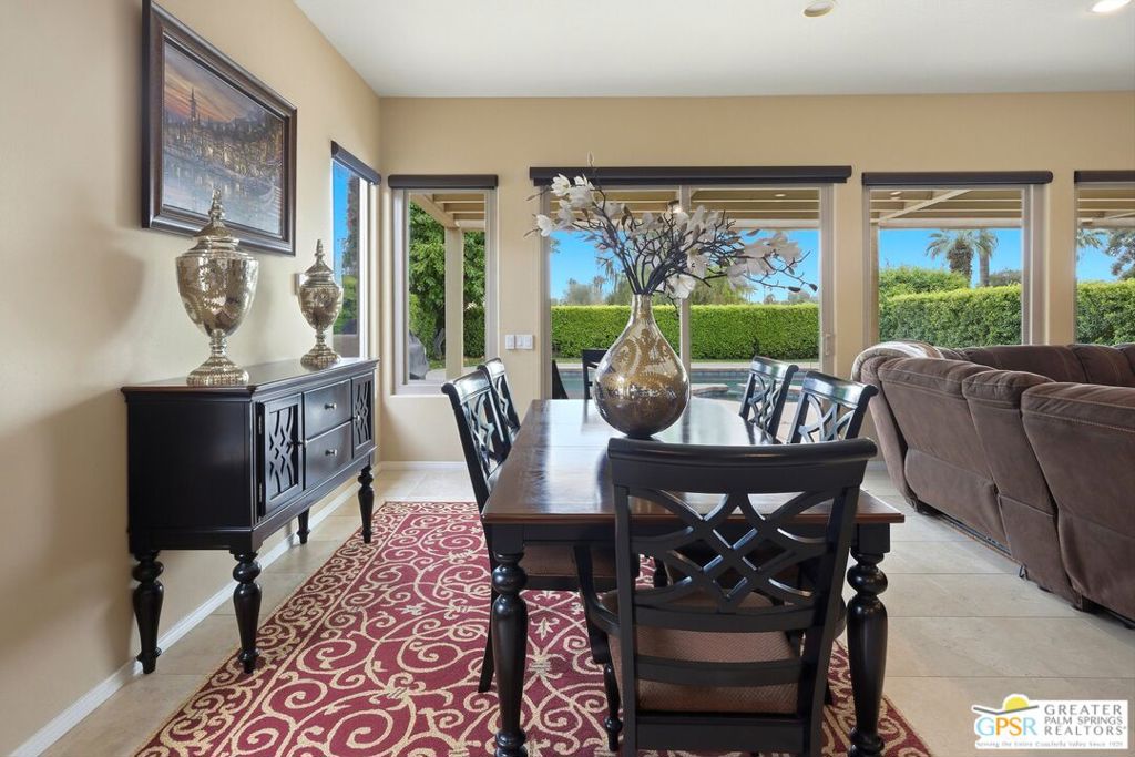 149 E Kavenish Drive