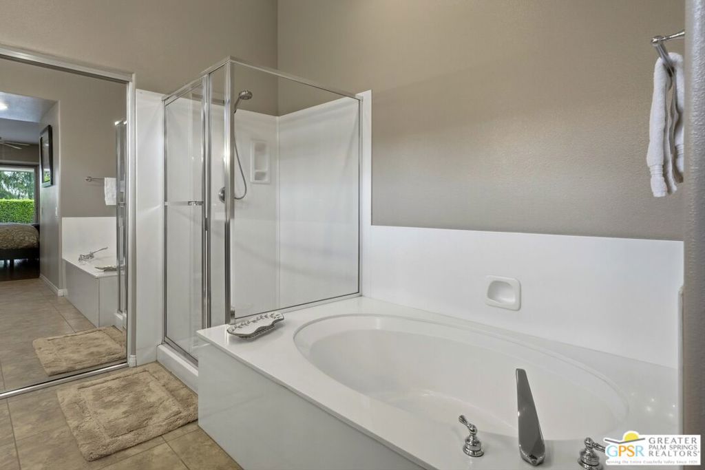 149 E Kavenish Drive