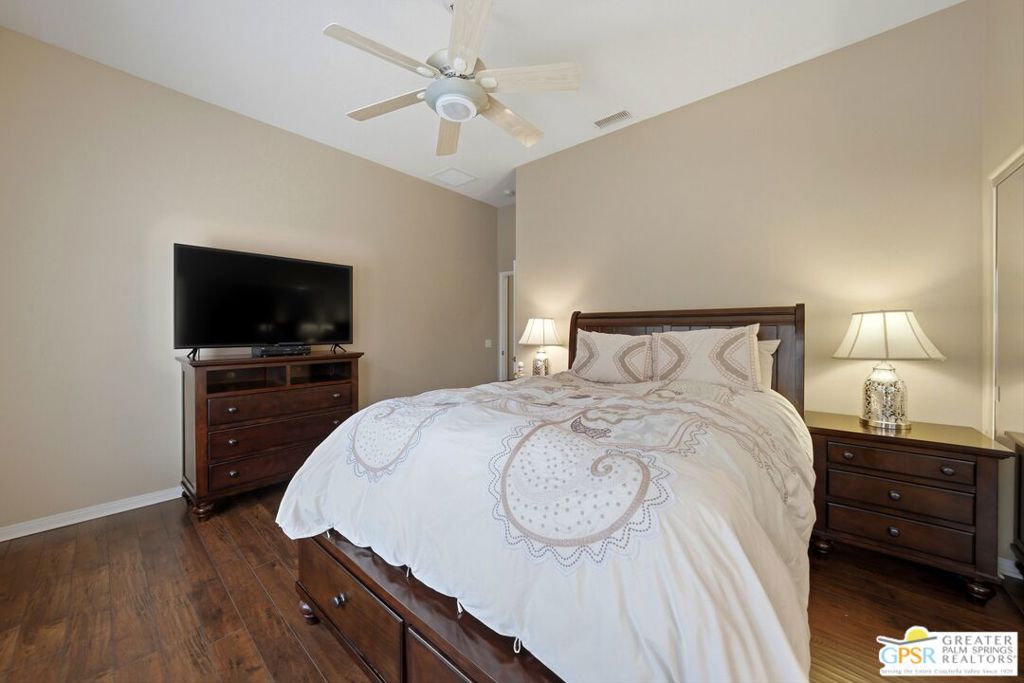 149 E Kavenish Drive