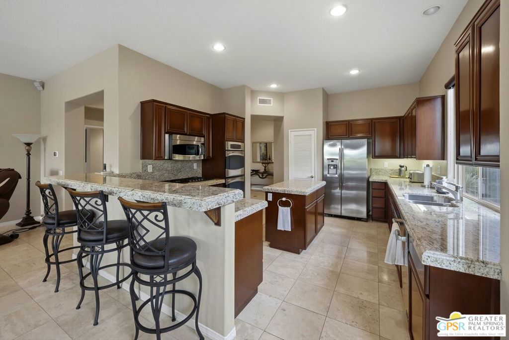 149 E Kavenish Drive