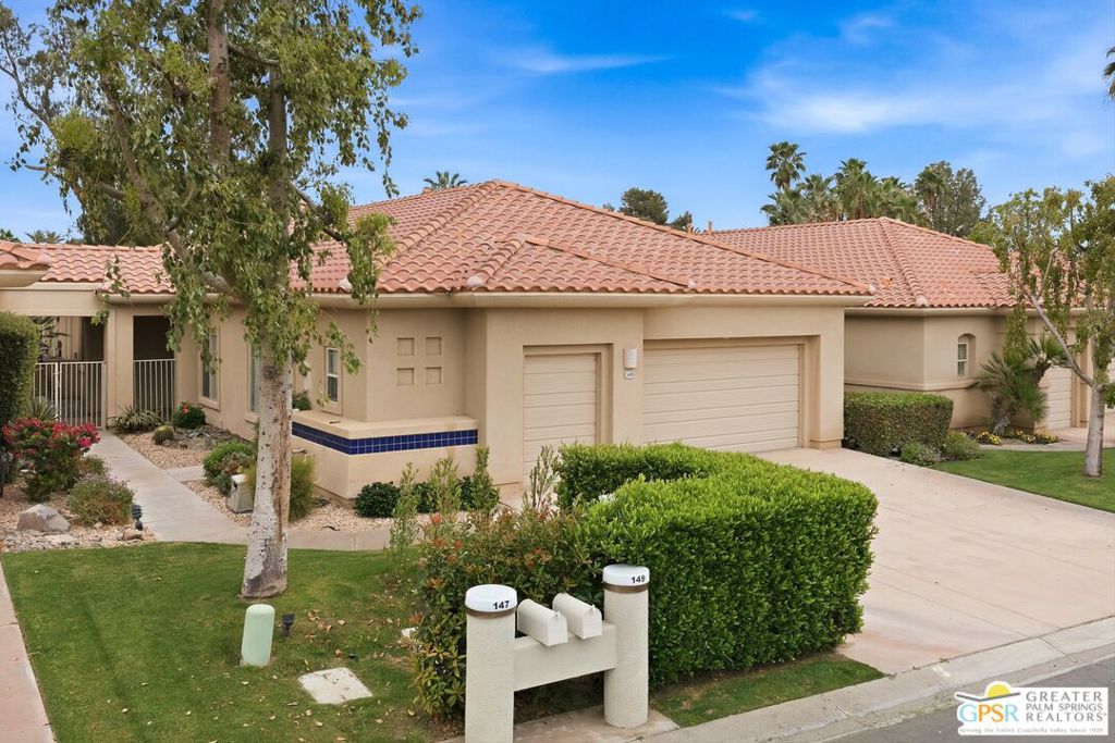 149 E Kavenish Drive