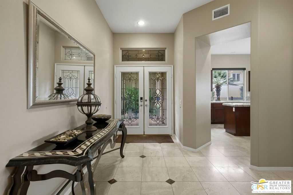 149 E Kavenish Drive