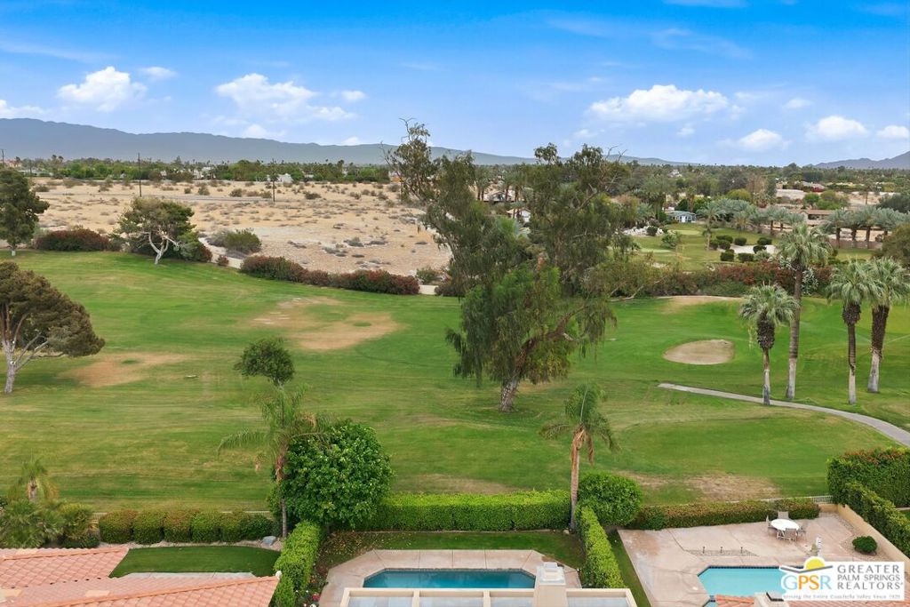 149 E Kavenish Drive