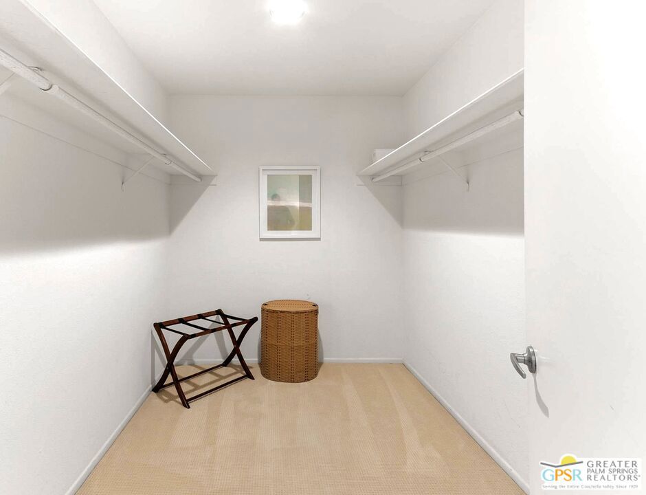 2985 E Avery Drive C