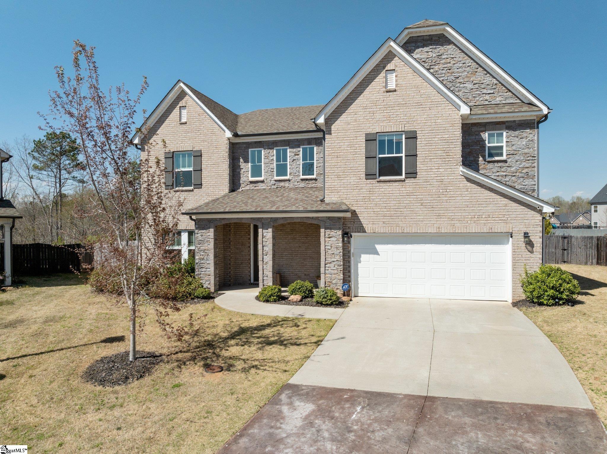 312 Lindstrom Court