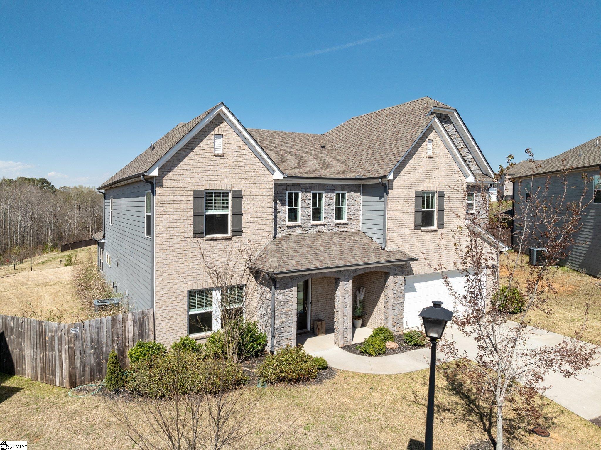 312 Lindstrom Court