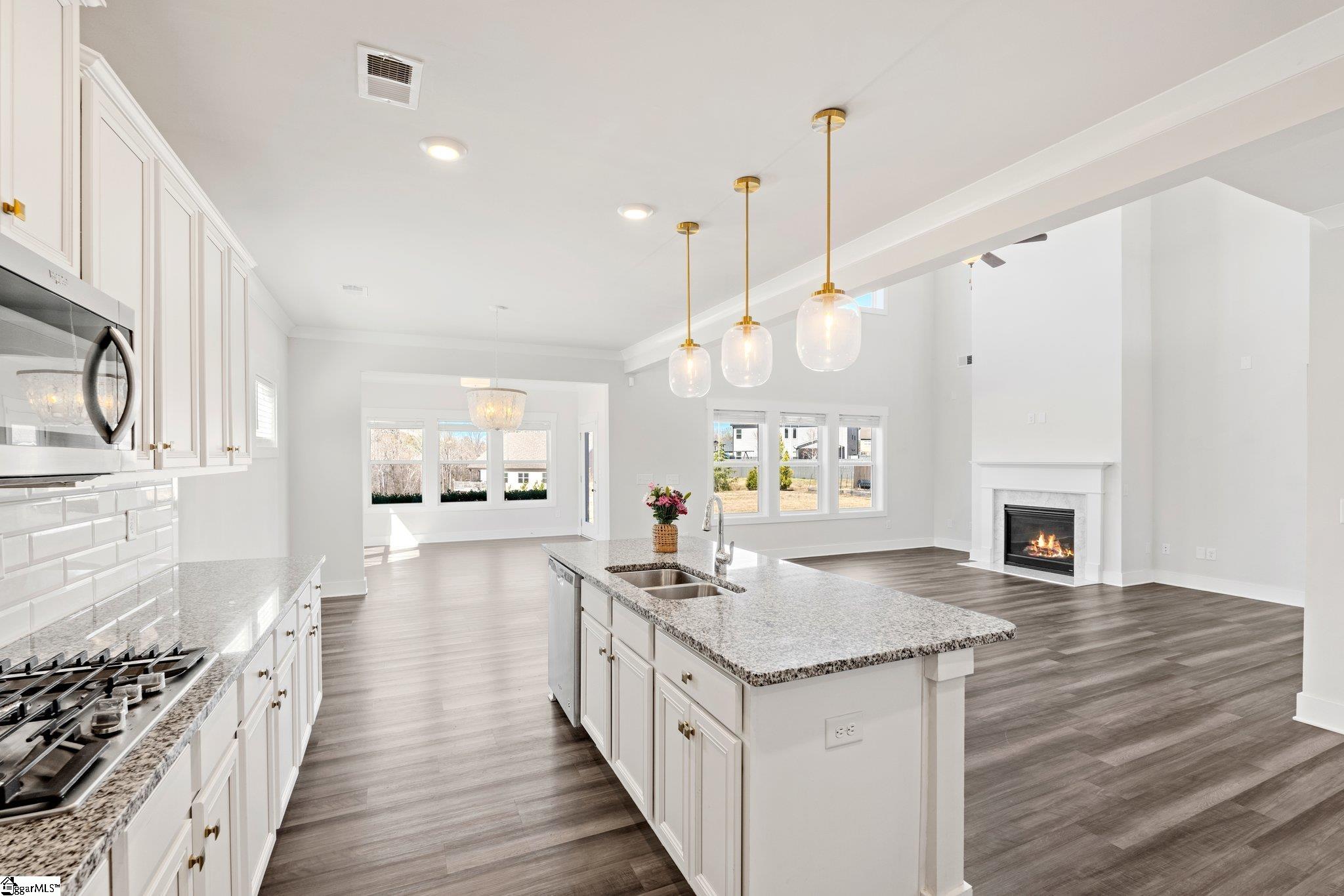 312 Lindstrom Court