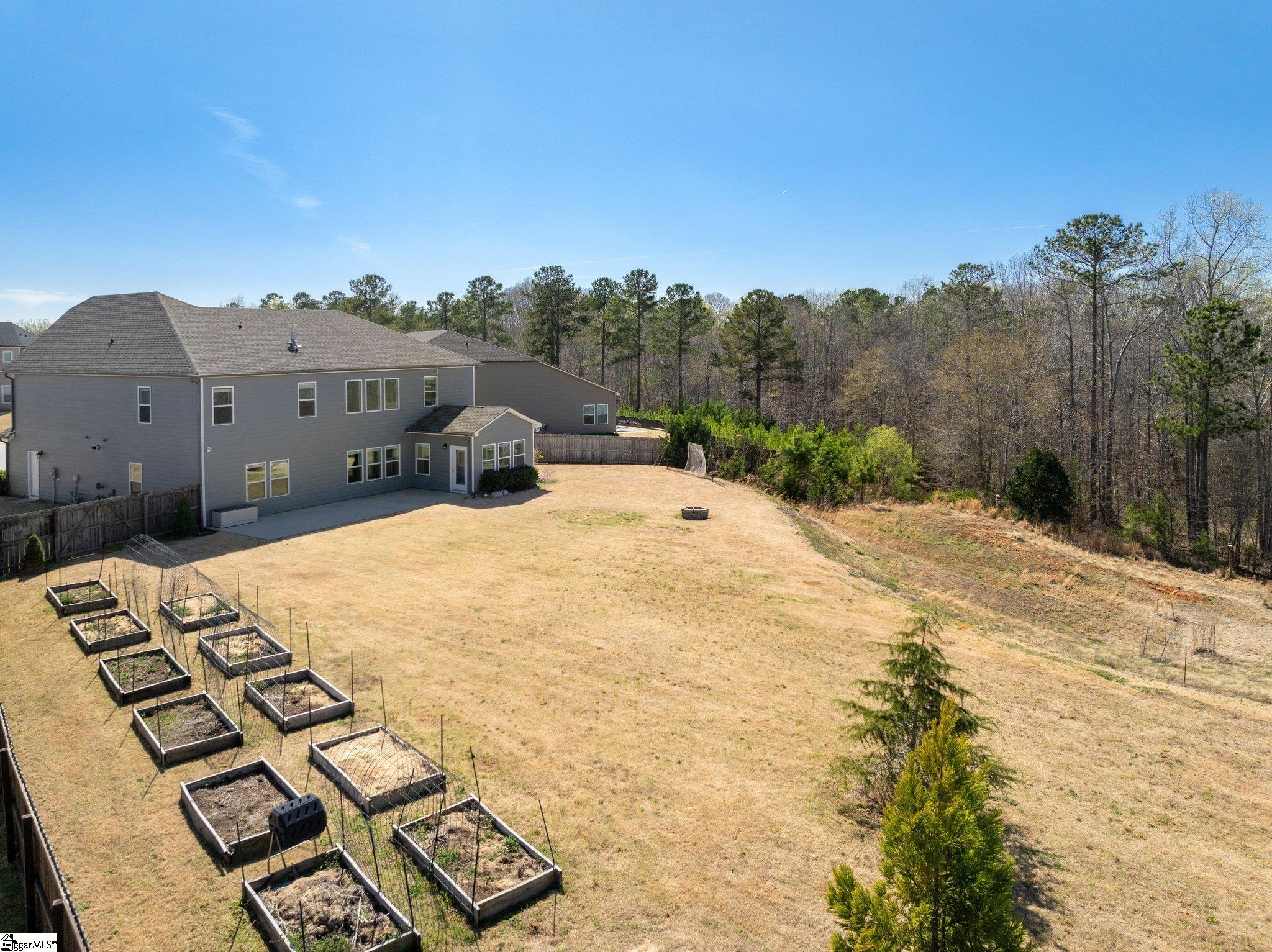 312 Lindstrom Court