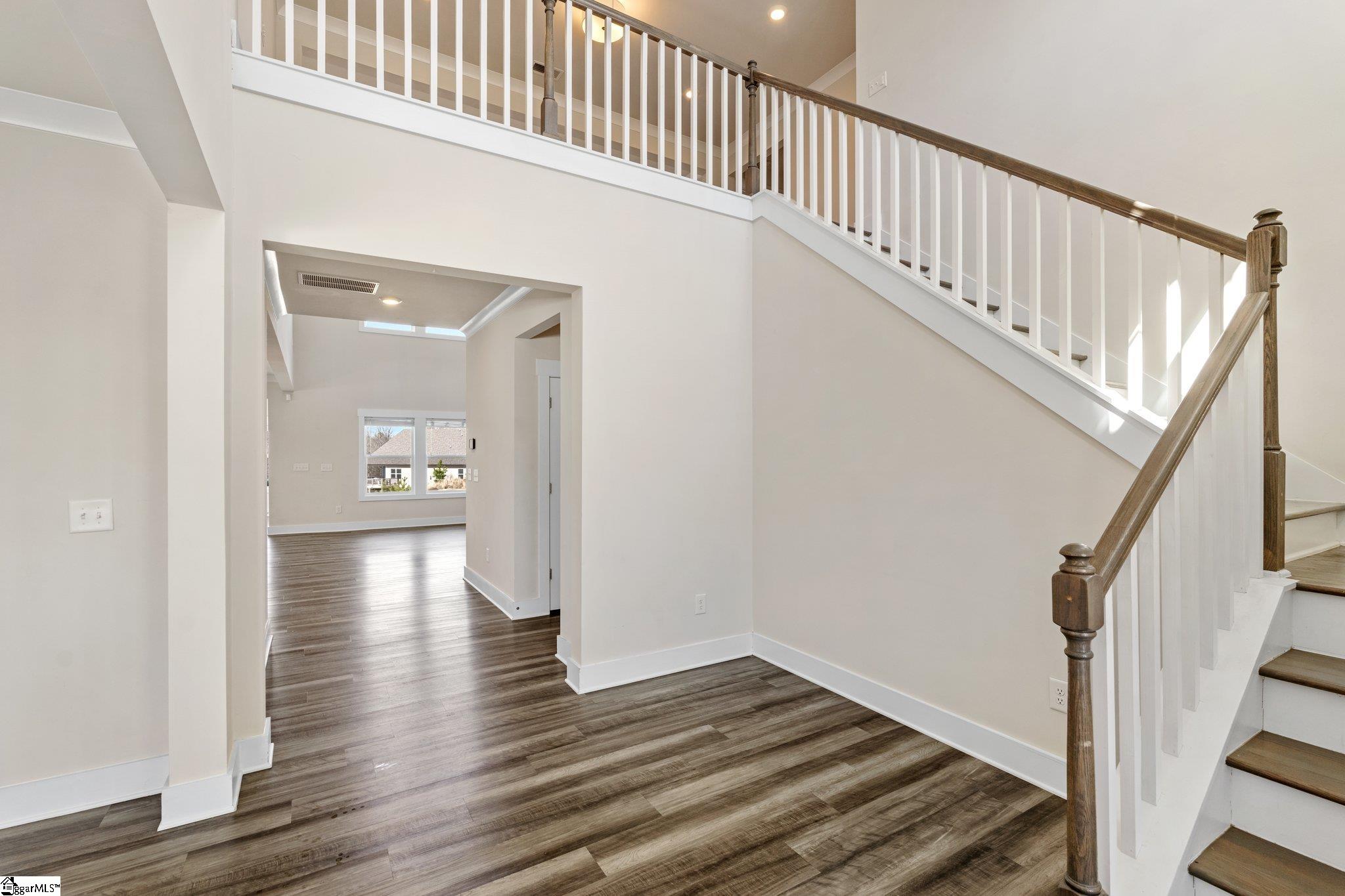 312 Lindstrom Court