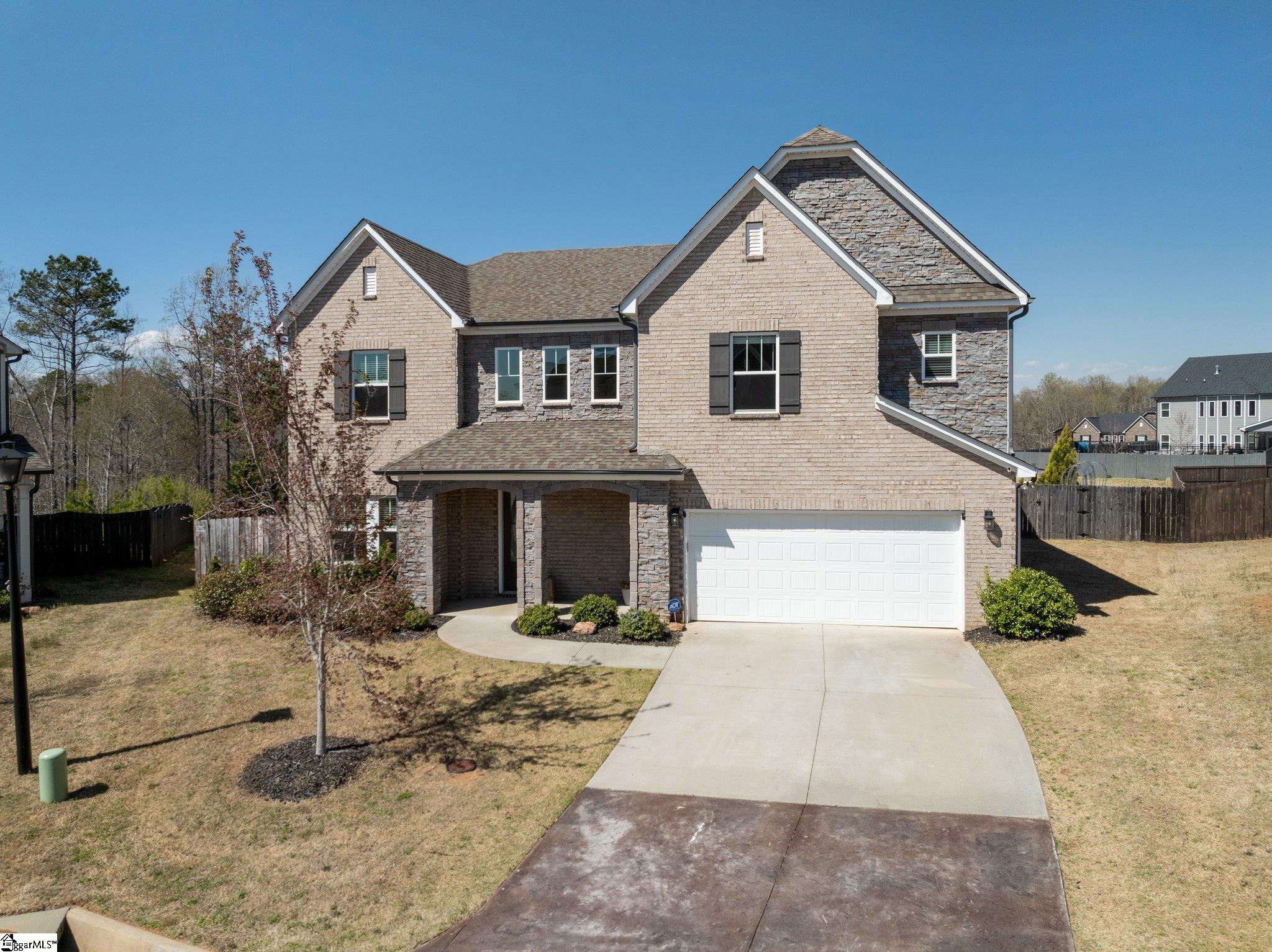 312 Lindstrom Court