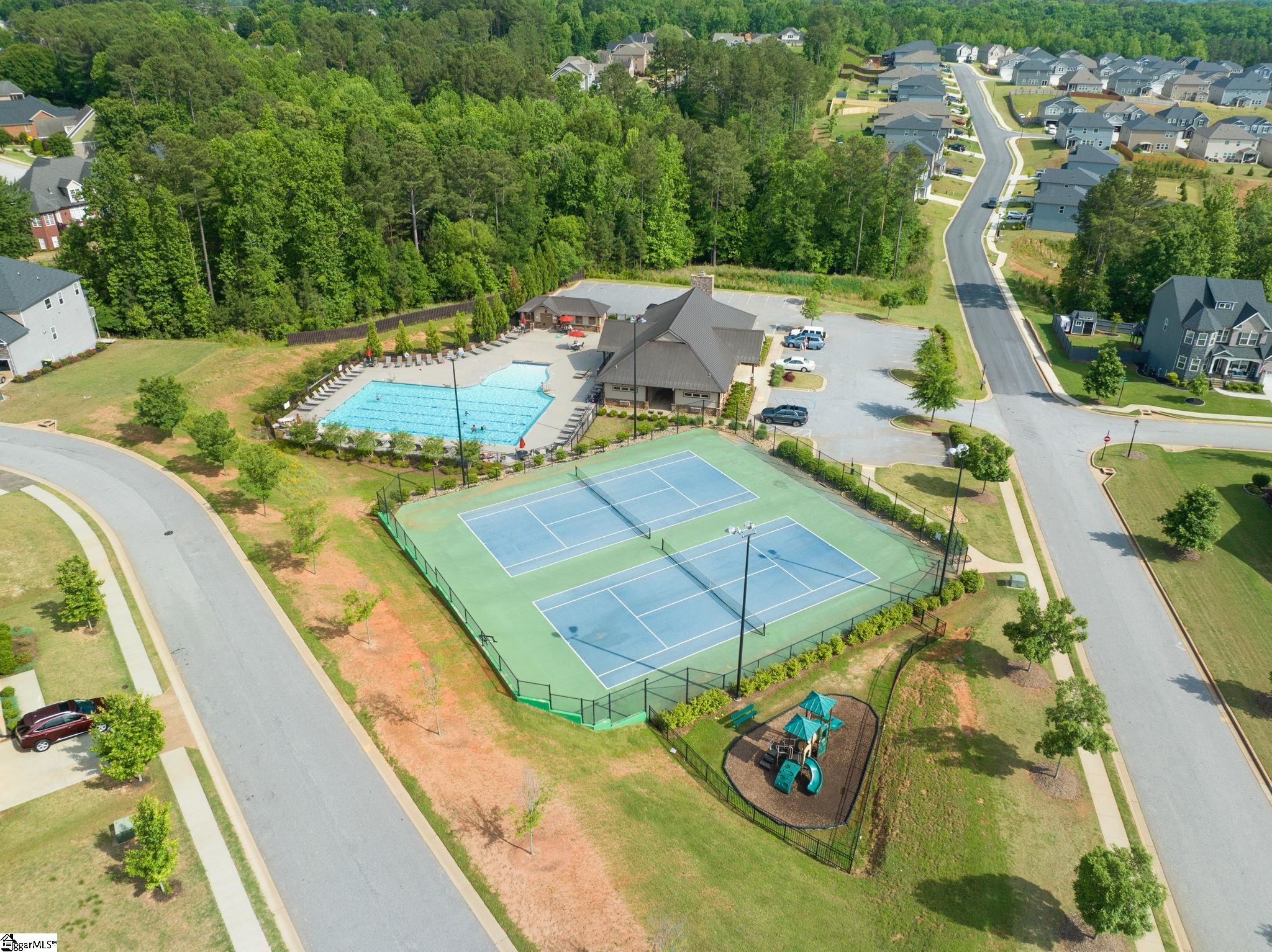 312 Lindstrom Court