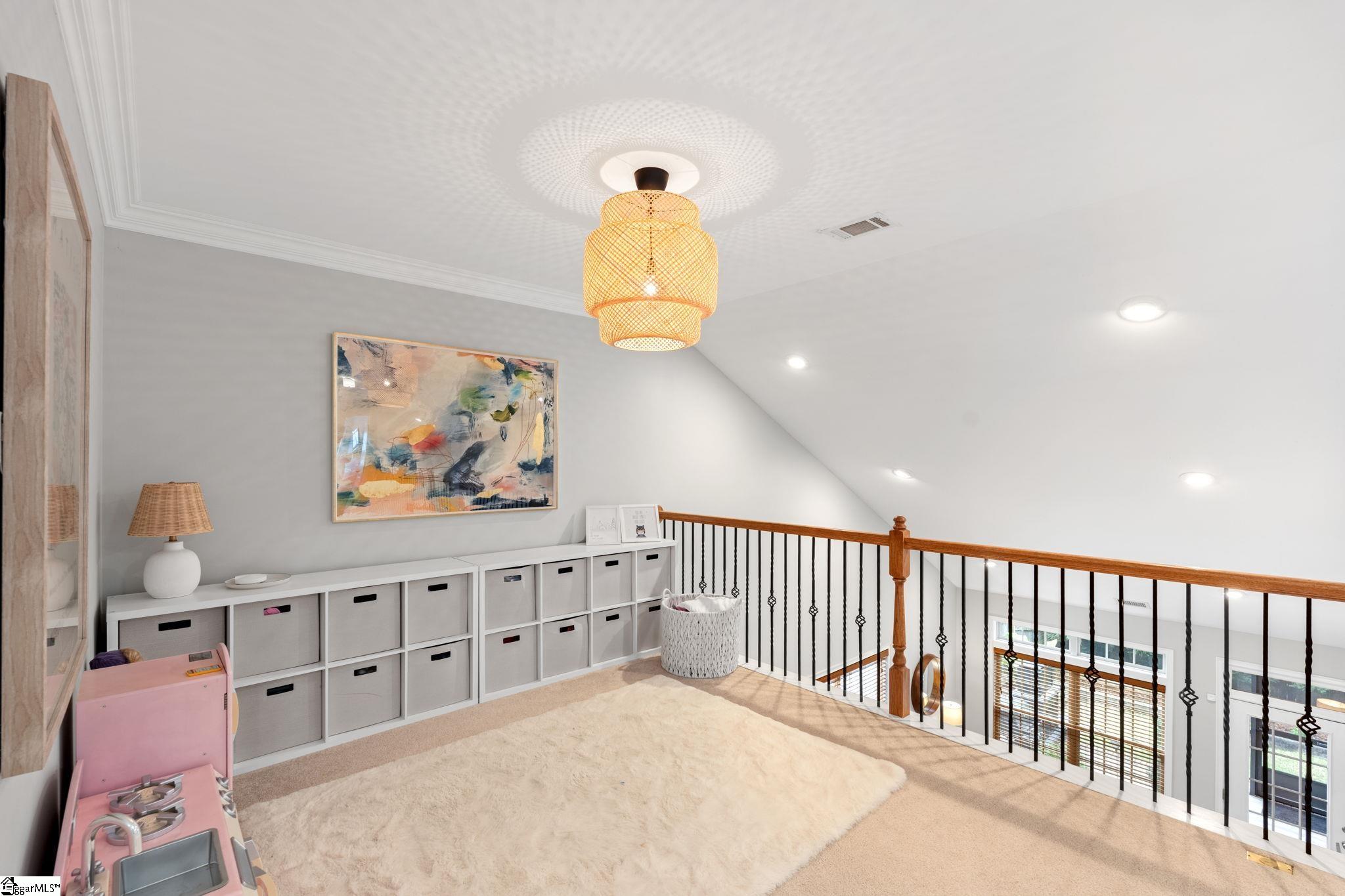 9 Wiscasset Way