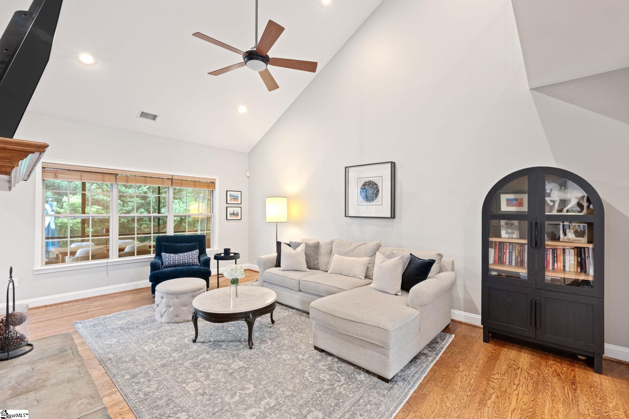9 Wiscasset Way