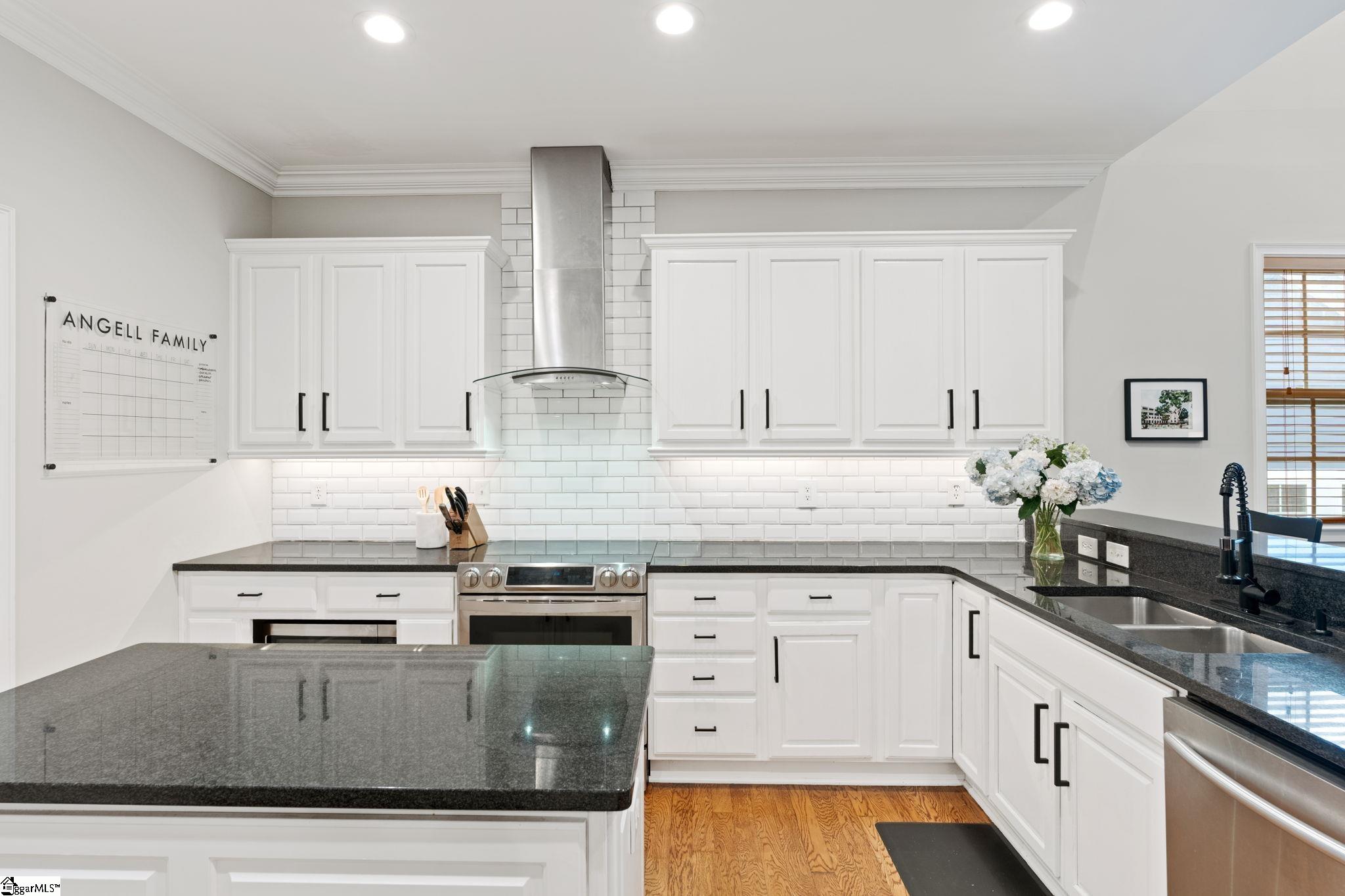 9 Wiscasset Way