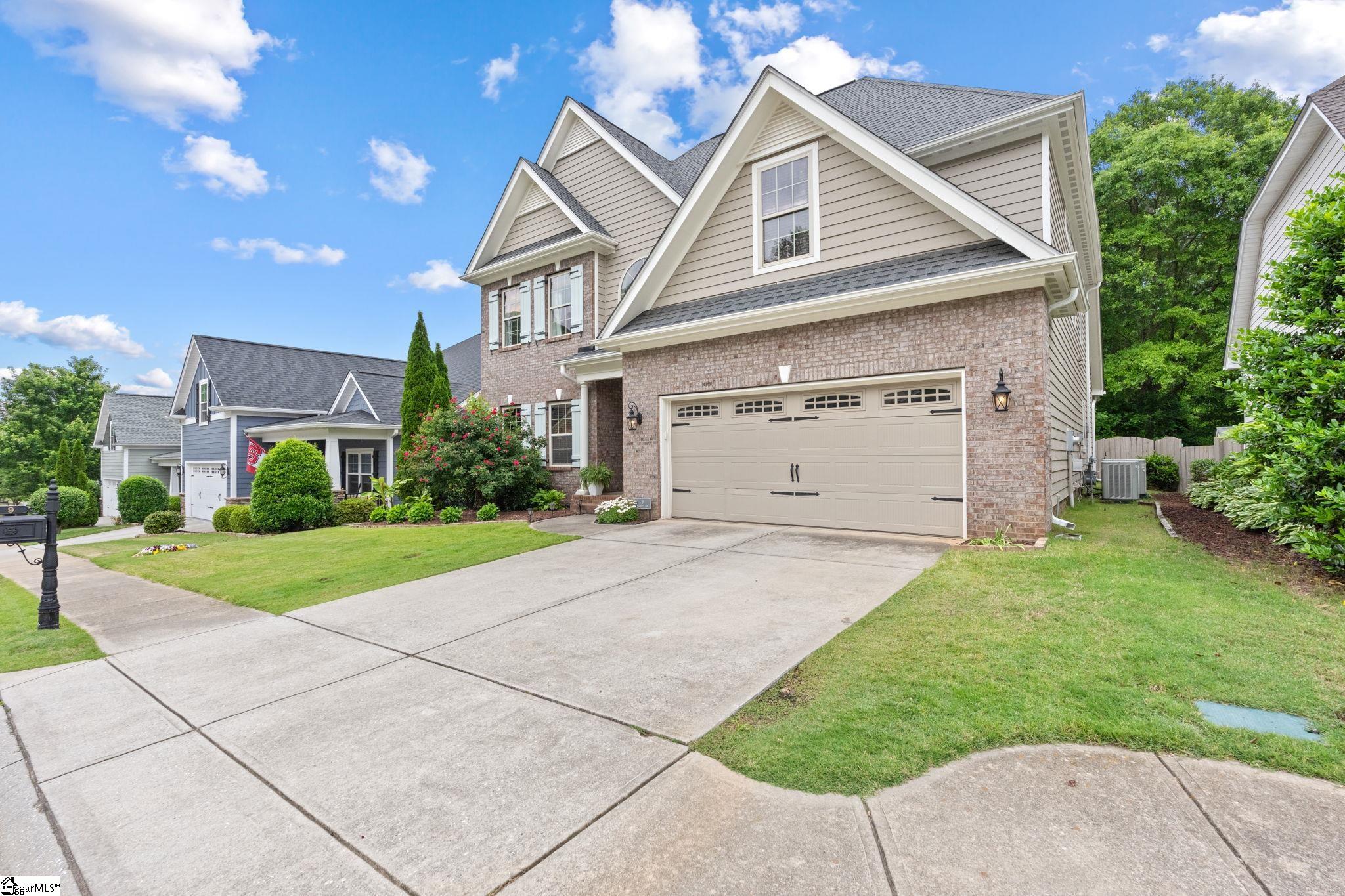 9 Wiscasset Way