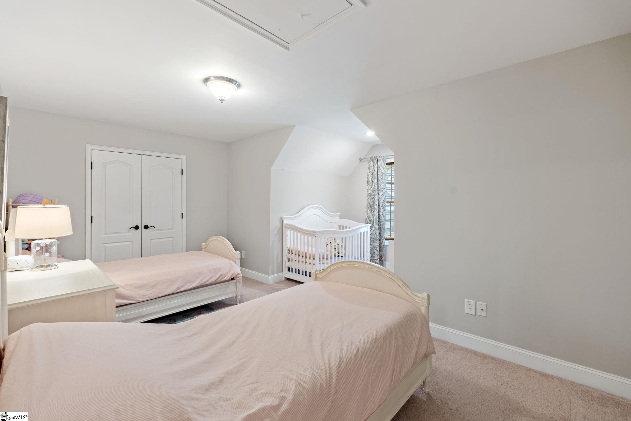 9 Wiscasset Way