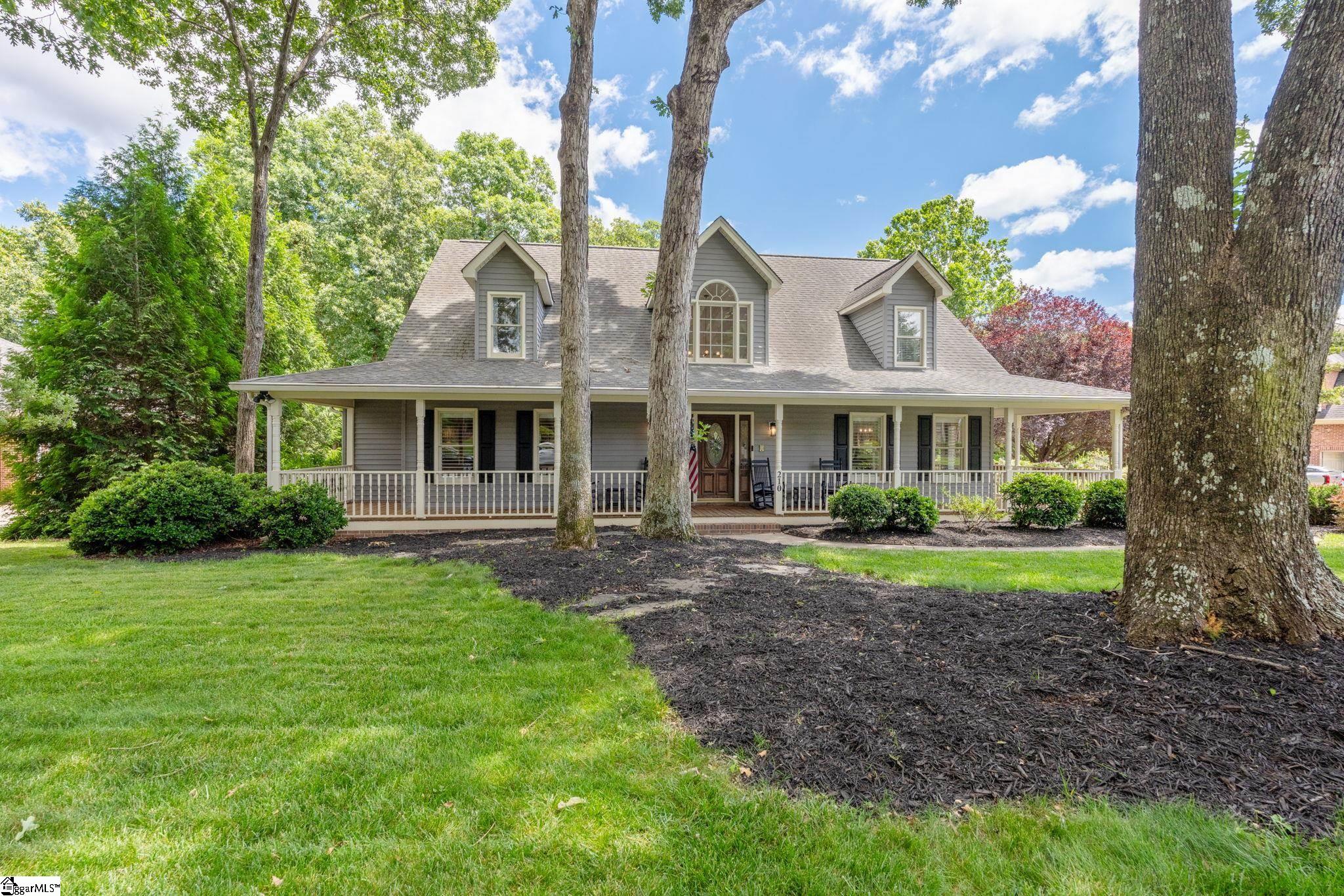 210 E Cranberry Lane